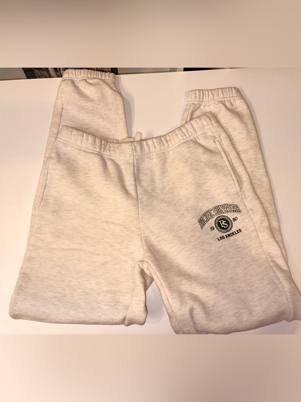 Pacific Sunwear Cream/Oatmeal Fleece Jogger Sweatpants Size Medium